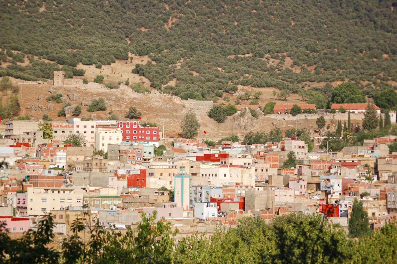 Hotel Ain Leuh Buitenkant foto