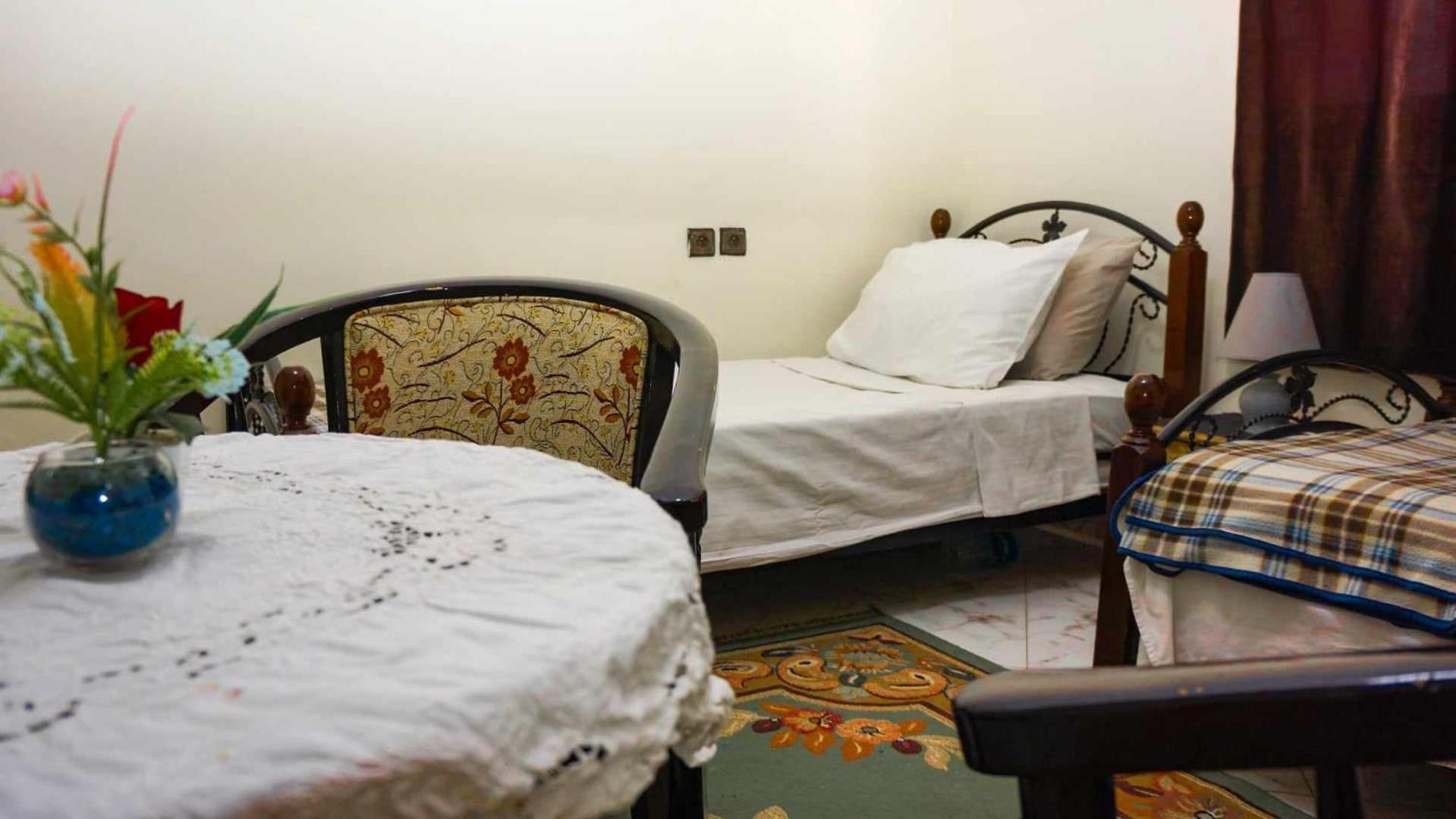 Hotel Ain Leuh Buitenkant foto